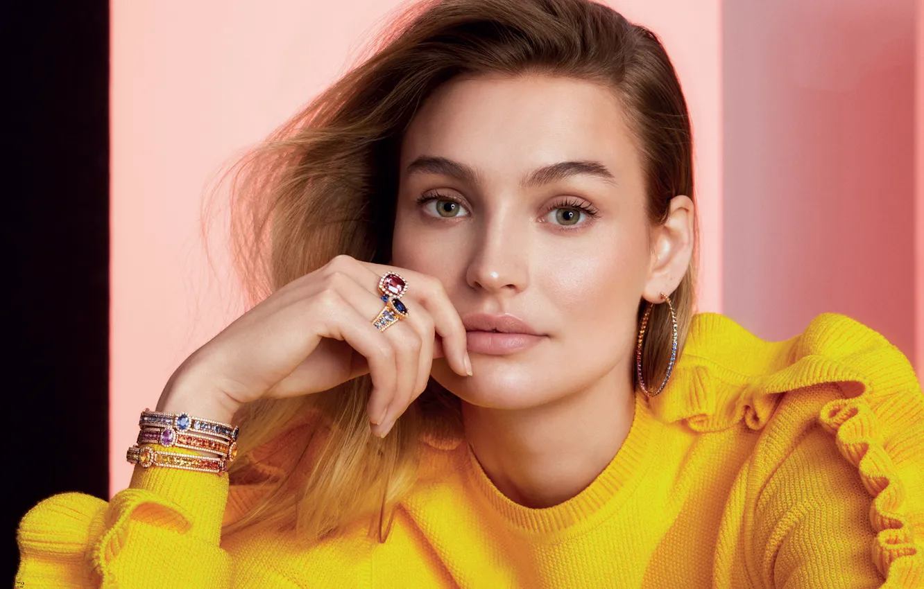 Photo wallpaper look, girl, decoration, ring, Roosmarijn De Kok