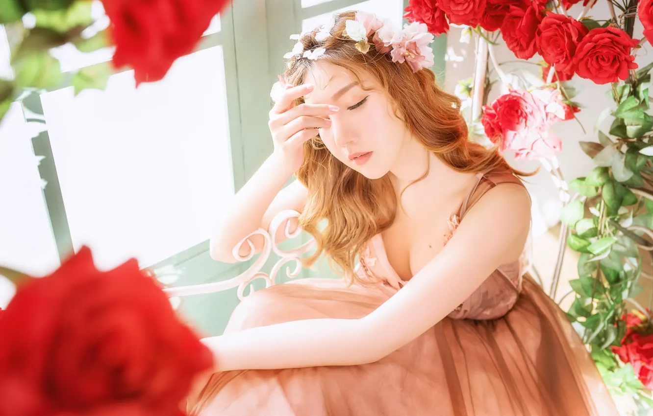 Photo wallpaper girl, light, flowers, face, pose, portrait, roses, hands