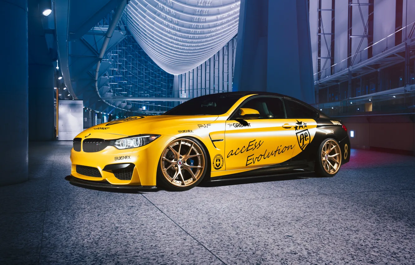 Photo wallpaper machine, yellow, black, lights, wheel, BMW, drives, tuning