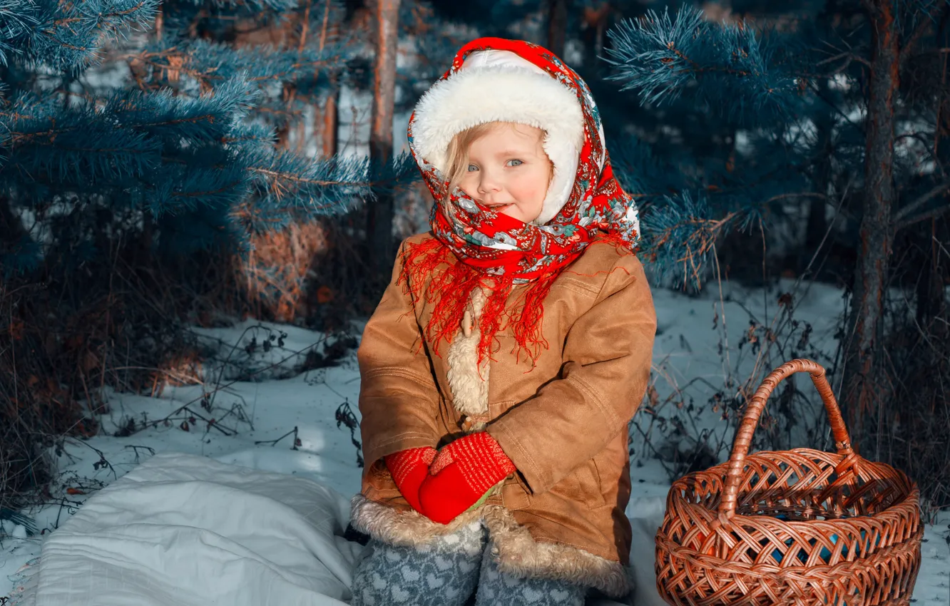 Photo wallpaper winter, forest, light, snow, trees, branches, red, smile