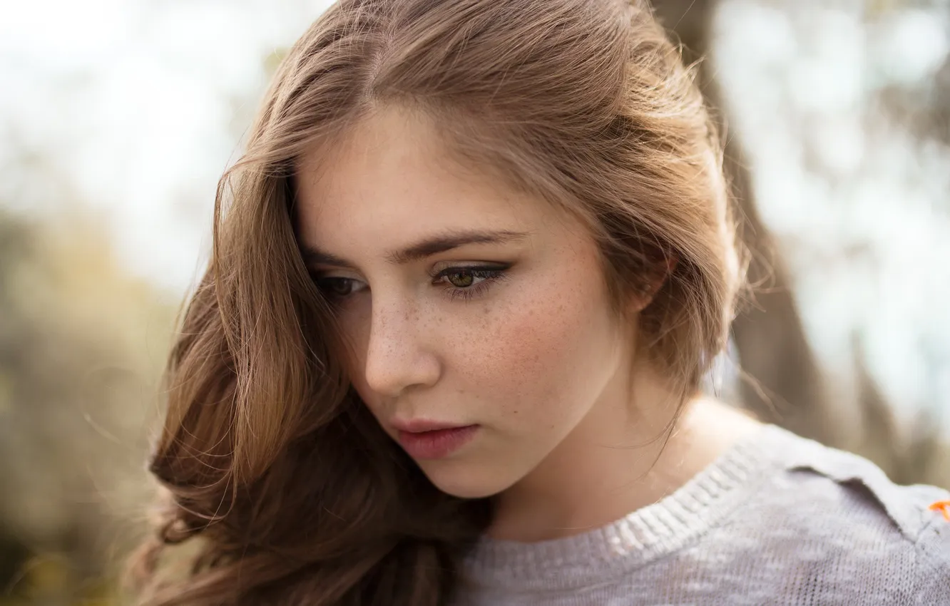 Photo wallpaper girl, portrait, freckles