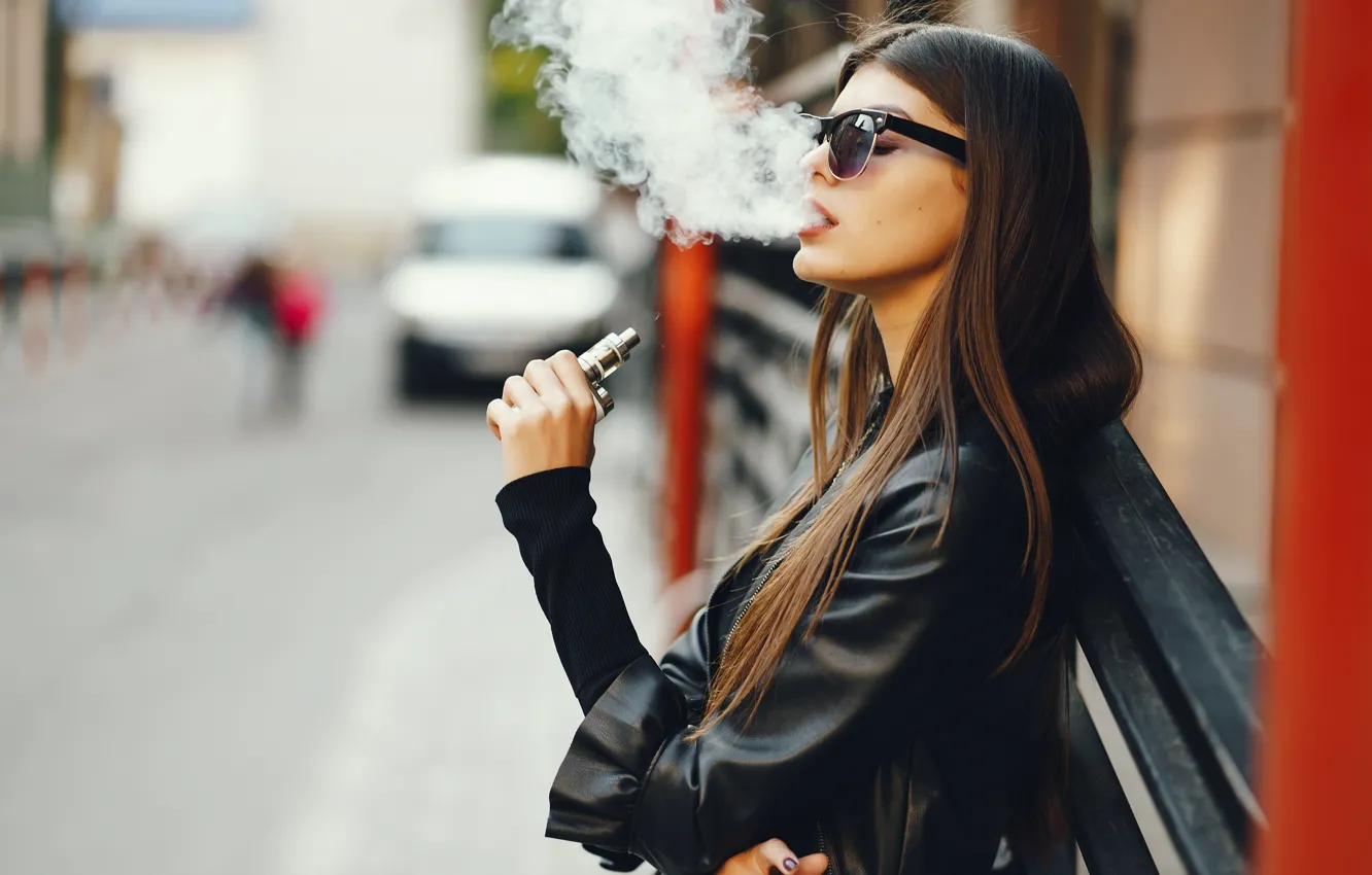 Photo wallpaper woman, brunette, electronic cigarette