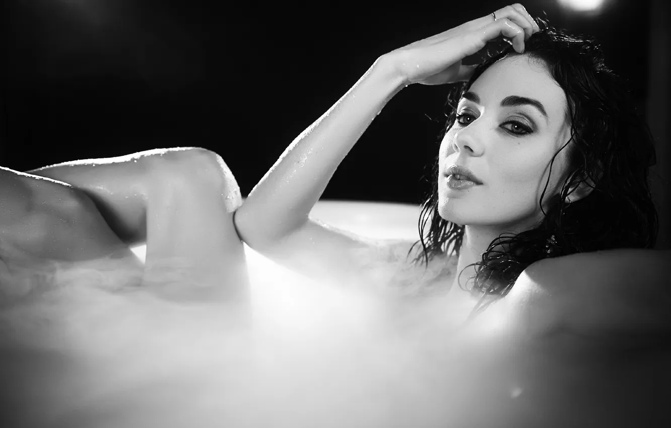 Photo wallpaper bath, Lyndon Smith