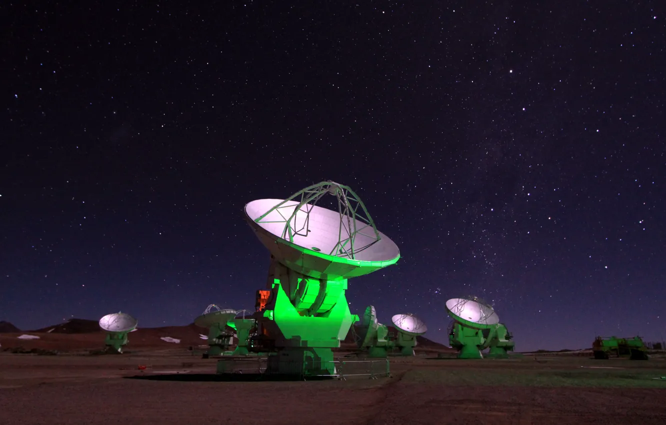 Photo wallpaper antenna, Chile, Atacama, radio telescopes, Atacama Large Millimeter Array, ALMA antennas under the Milky Way