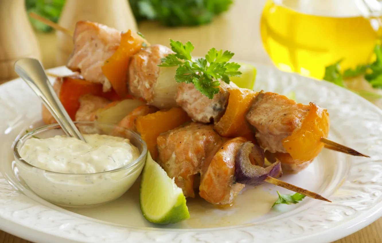 Photo wallpaper greens, food, meat, lime, sauce, kebab, skewers