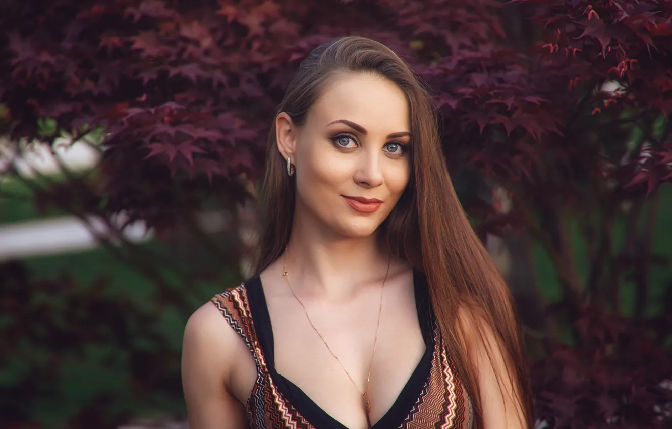 Photo wallpaper smile, foliage, portrait, beauty, neckline, long hair, charm, beautiful woman