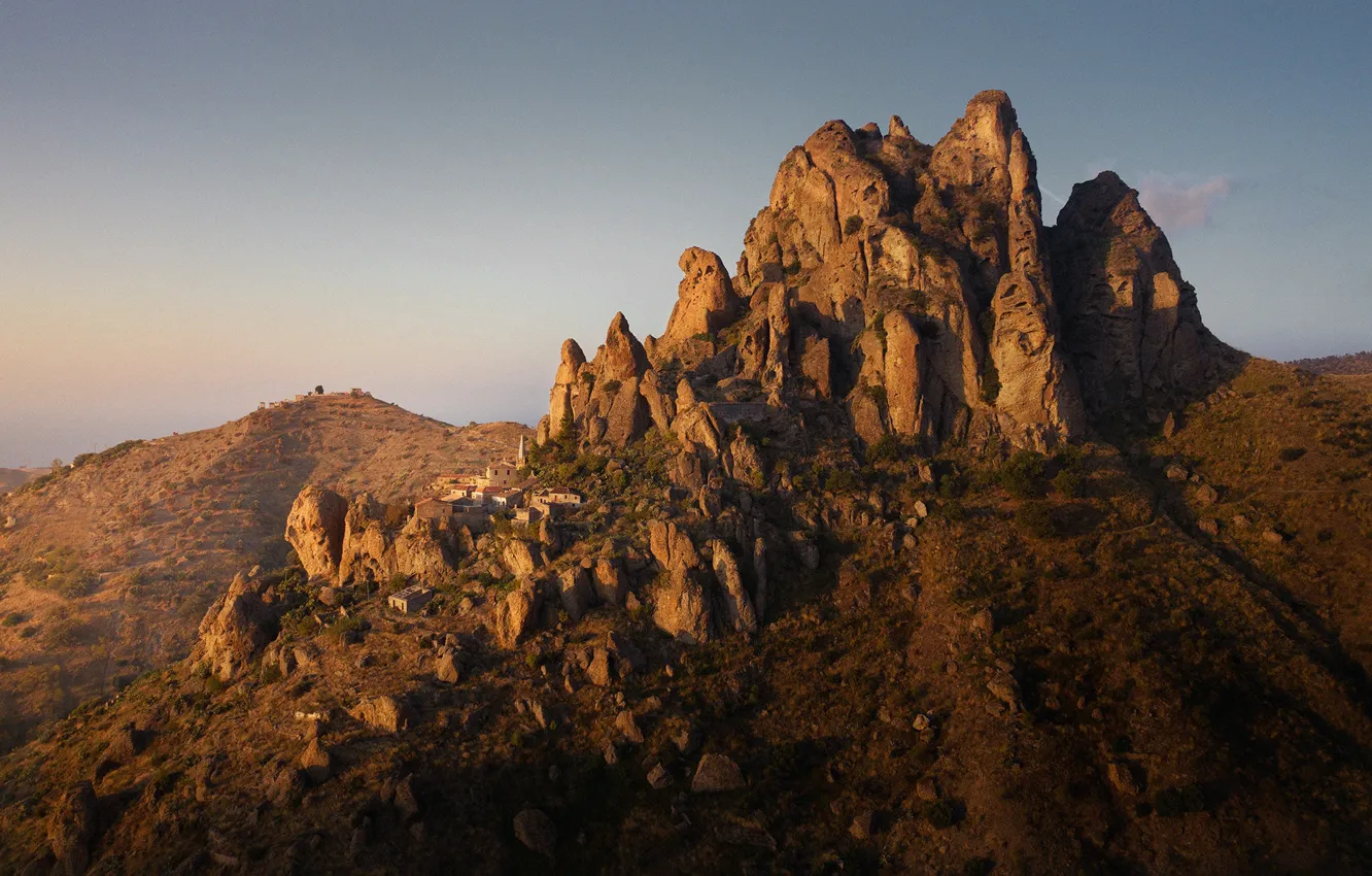 Photo wallpaper mountains, rocks, home, settlement, Life in Italy
