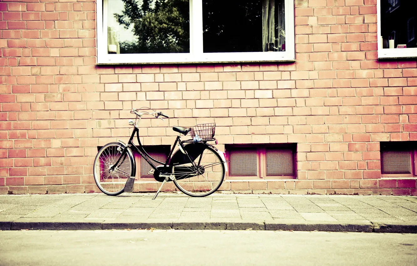 Photo wallpaper bike, house, wall, street, Windows, photo, photographer, markus spiske