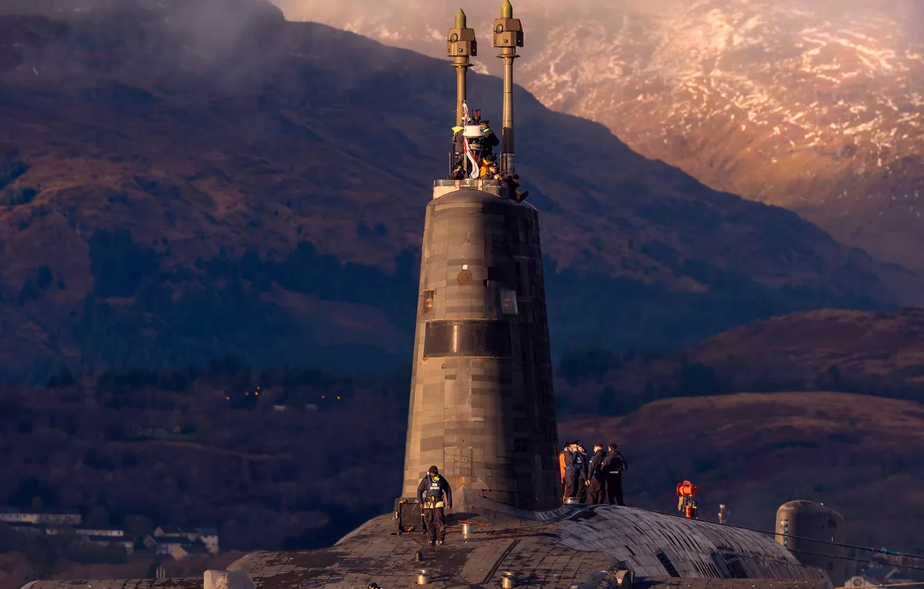 Photo wallpaper UK, nuclear submarine, HMS Vengeance, The Royal Navy