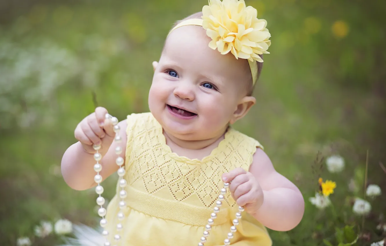 Photo wallpaper flower, joy, happiness, smile, necklace, girl, baby