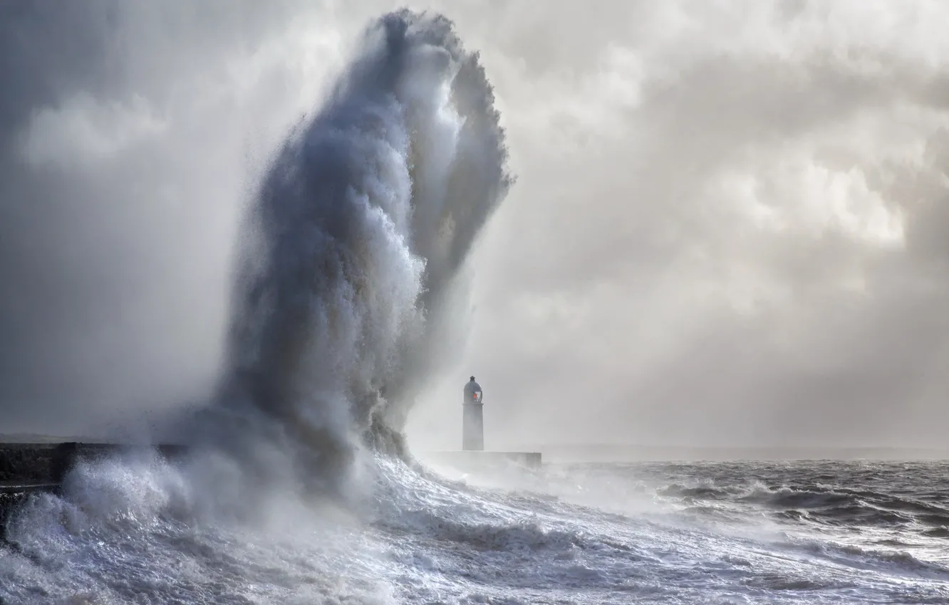 Photo wallpaper sea, landscape, Porthcawl Lighthouse, Giant Wave