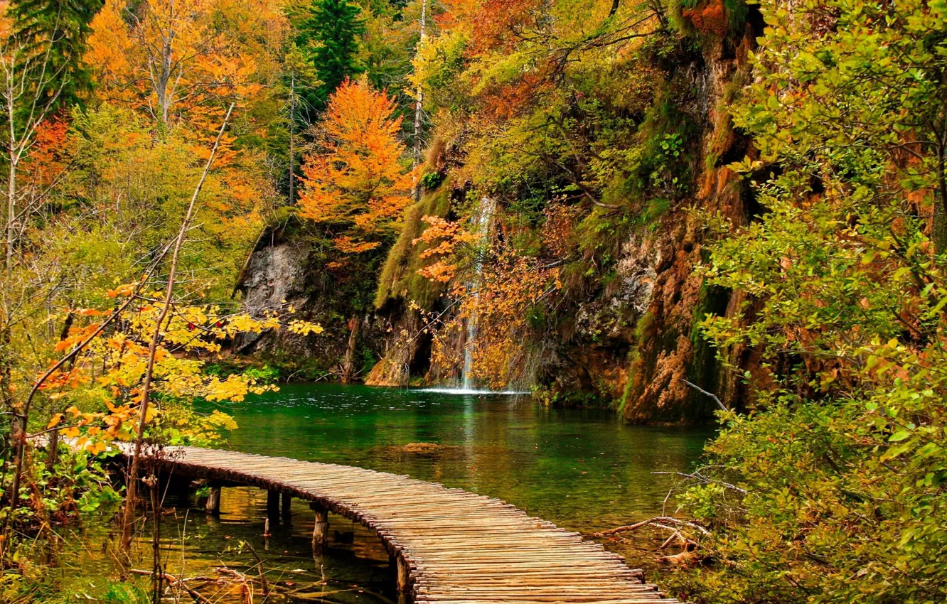 Photo wallpaper waterfall, bridges, Croatia, Plitvice lakes, Autumn Park