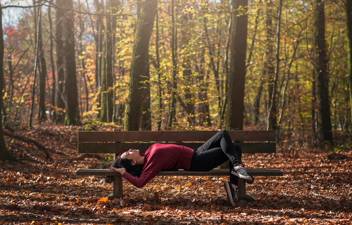 Photo wallpaper autumn, bench, sneakers, athlete, Leslie