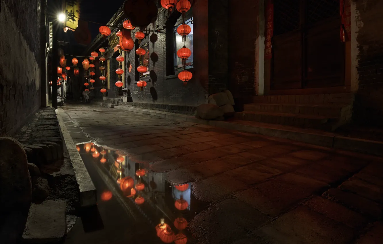 Photo wallpaper the red lanterns, Japan, street, Leonardo Rodriguez, night