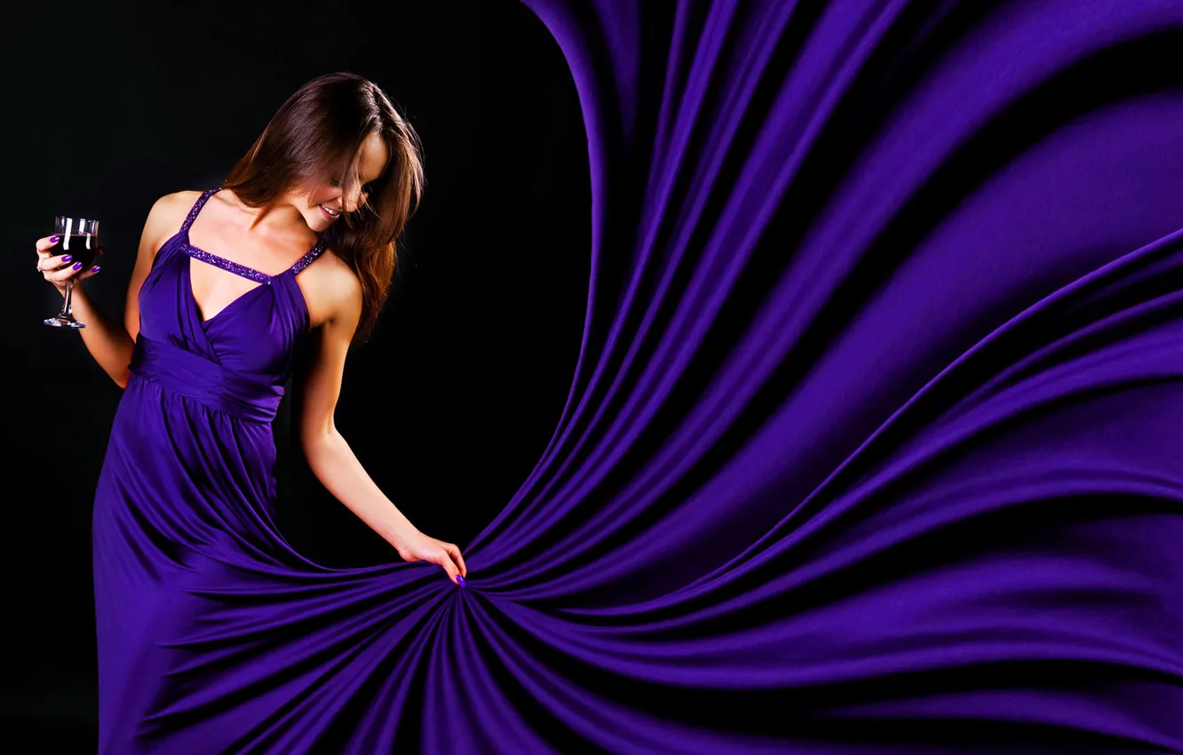 Photo wallpaper girl, is, with a glass of wine in hand, in purple dress, purple manicure