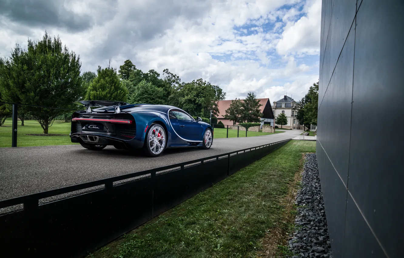 Photo wallpaper auto, the sky, trees, Bugatti, back, hypercar, Chiron