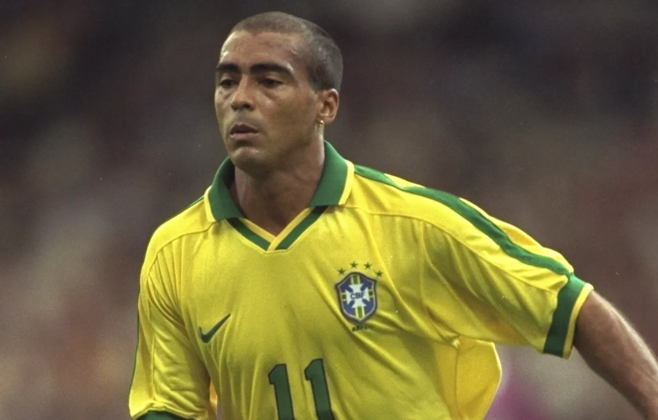 Photo wallpaper Brazil, Rio de Janeiro, striker, 1994, Brazilian footballer, Romario, Romario, Shorty
