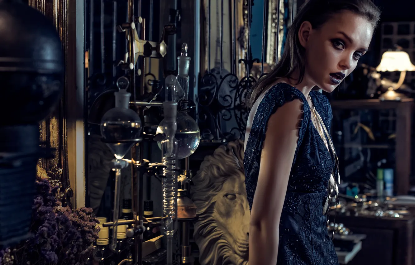 Photo wallpaper look, style, model, makeup, dress, bulb