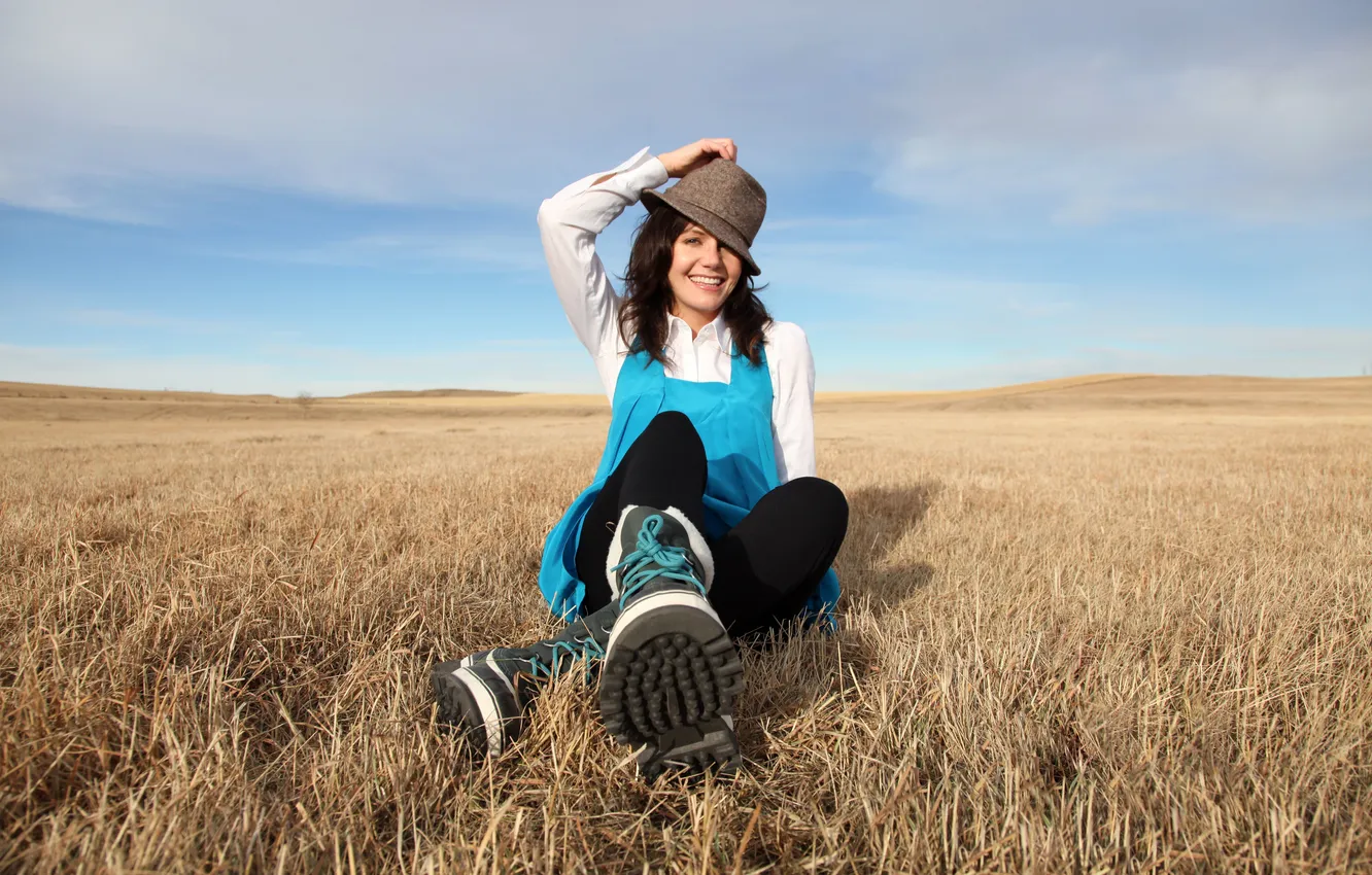 Photo wallpaper field, the sky, girl, clouds, smile, hair, hat, horizon