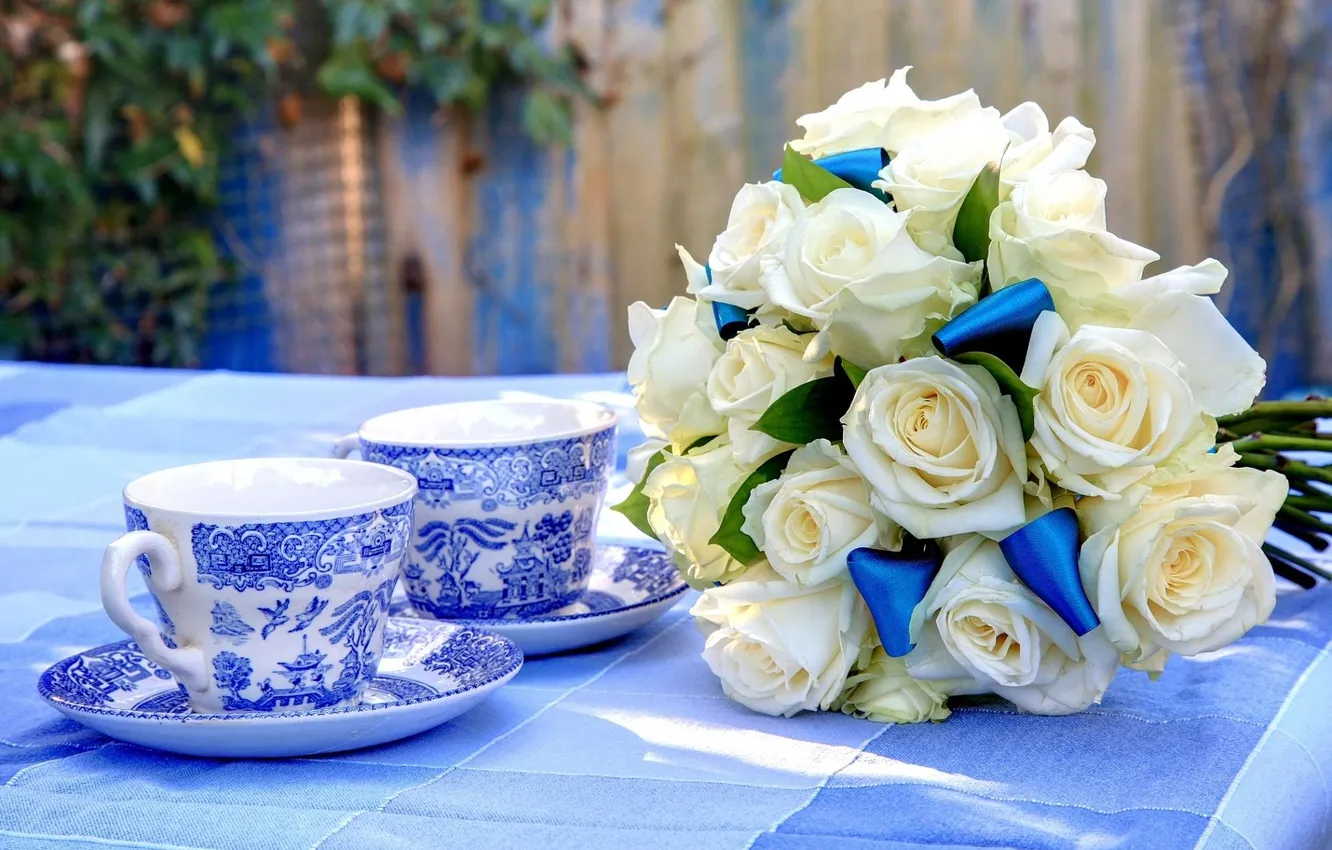 Photo wallpaper white, blue, flowers, table