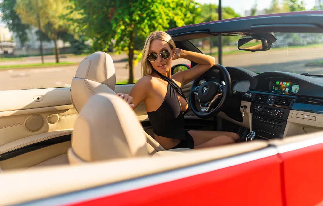 Photo wallpaper car, girl, beautiful, model, blonde, sunglasses