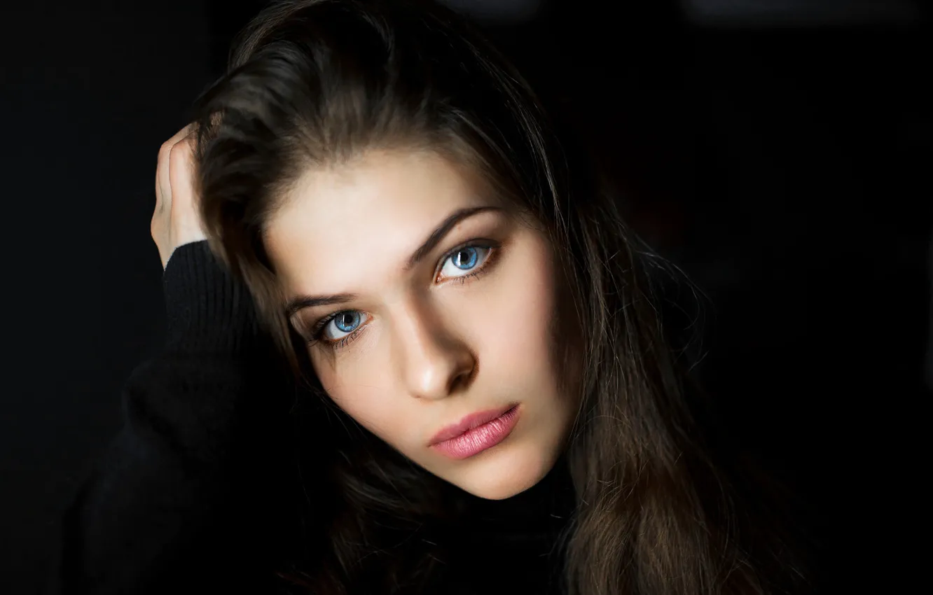 Photo wallpaper look, girl, face, pose, background, black, portrait, makeup