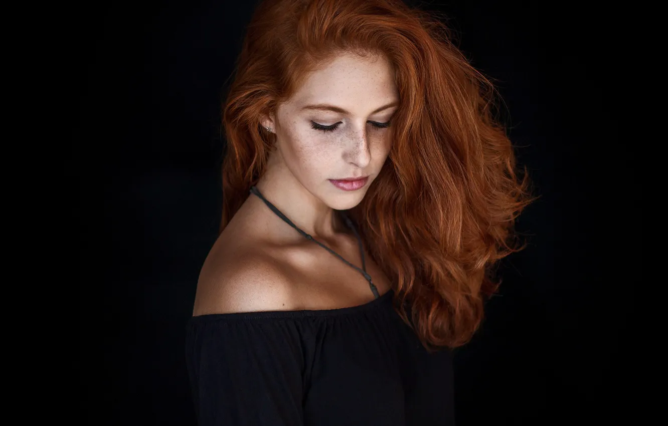 Photo wallpaper pose, model, portrait, makeup, hairstyle, freckles, black background, redhead