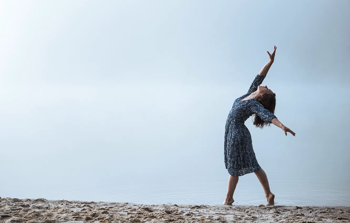 Photo wallpaper girl, pose, lake, mood, dance, dress, Anais Calypso