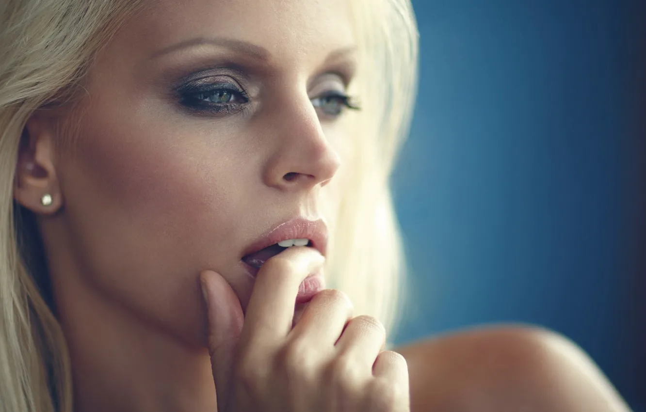 Photo wallpaper eyes, model, beauty, lips, hair, look, Jessica Stam