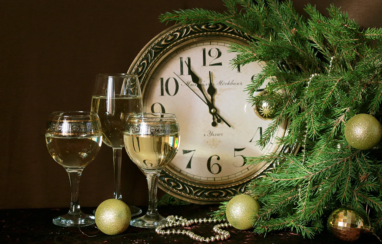 Photo wallpaper toys, watch, spruce, glasses, champagne
