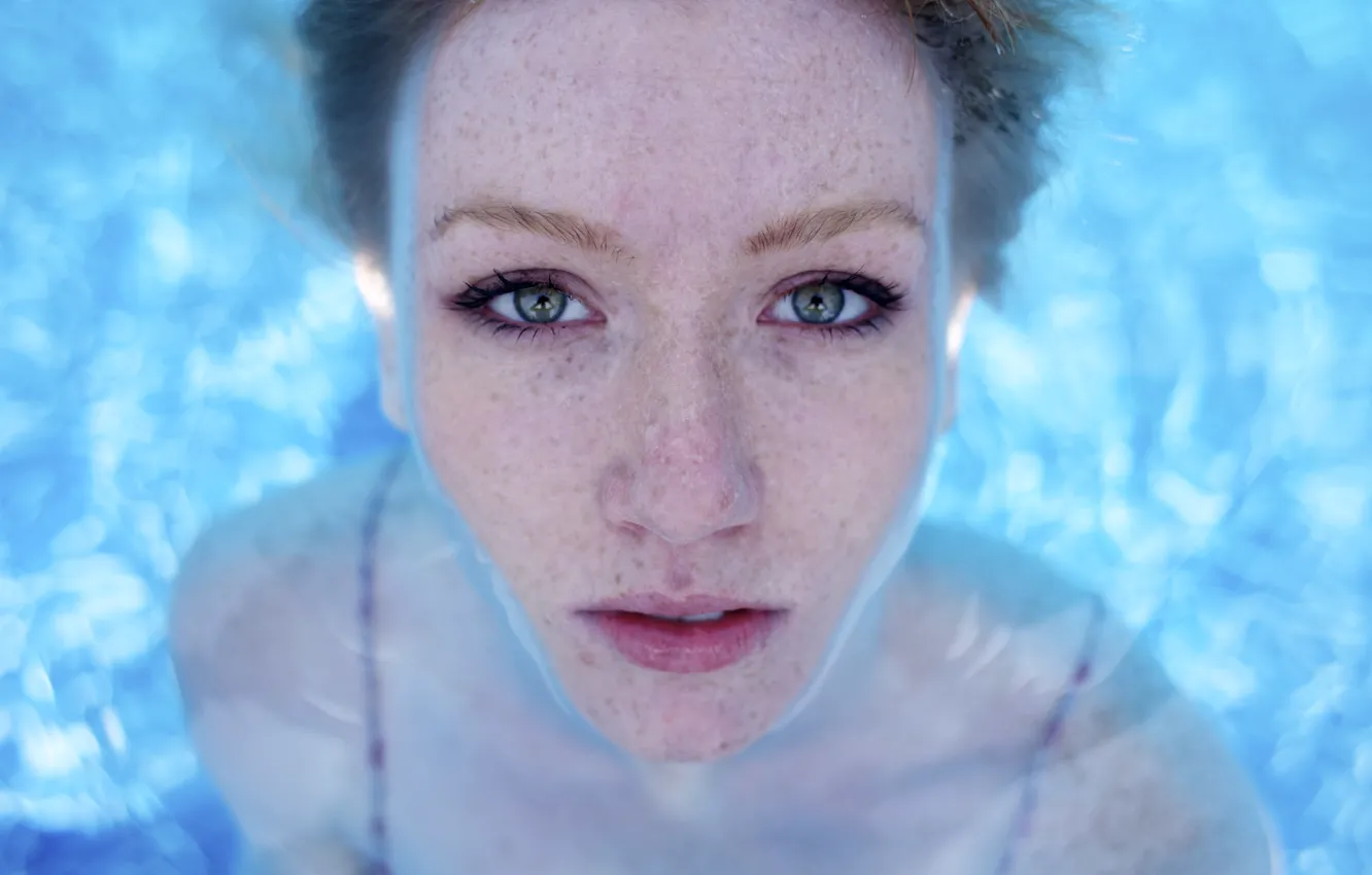 Photo wallpaper girl, pool, woman, eyes, water, face, redhead, female