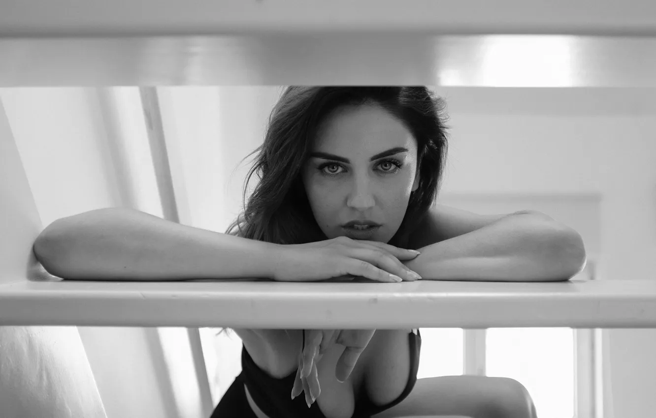 Photo wallpaper look, girl, ladder, black and white, monochrome, monochrome, black and white, Aurela Skandaj