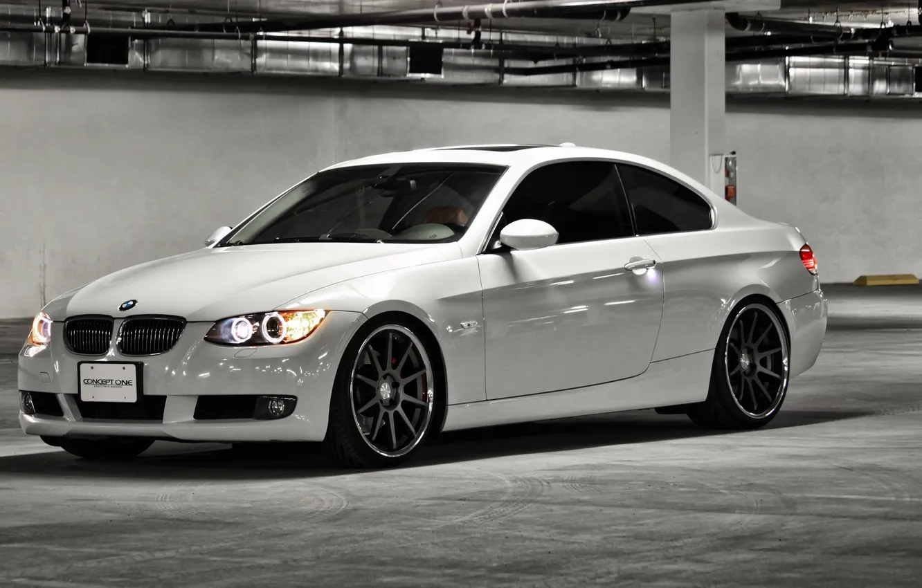 Photo wallpaper white, BMW, BMW, Parking, white, 335i, e92, daylight