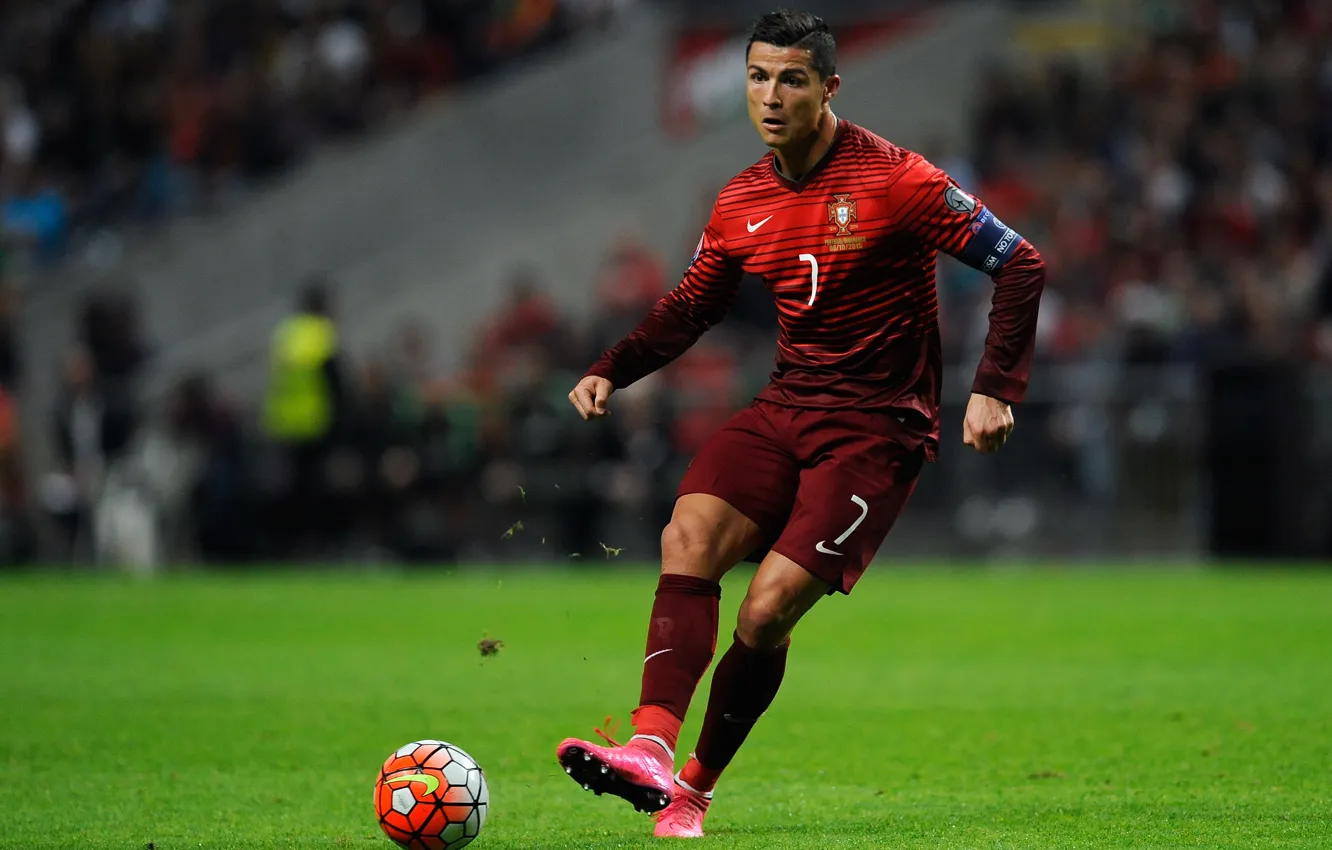 Photo wallpaper football, sport, the game, the ball, form, Portugal, Cristiano Ronaldo, legend