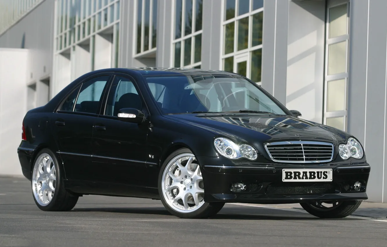 Photo wallpaper Mercedes-Benz, Brabus, sedan, W203, C-Class, the second generation, 5.8-liters, V8 engine