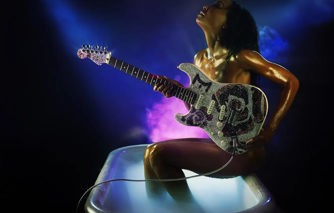Photo wallpaper guitar, bath, MALINA MOYE, Recording Artist