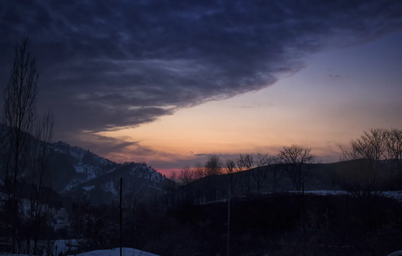 Photo wallpaper clouds, sunset, mountains