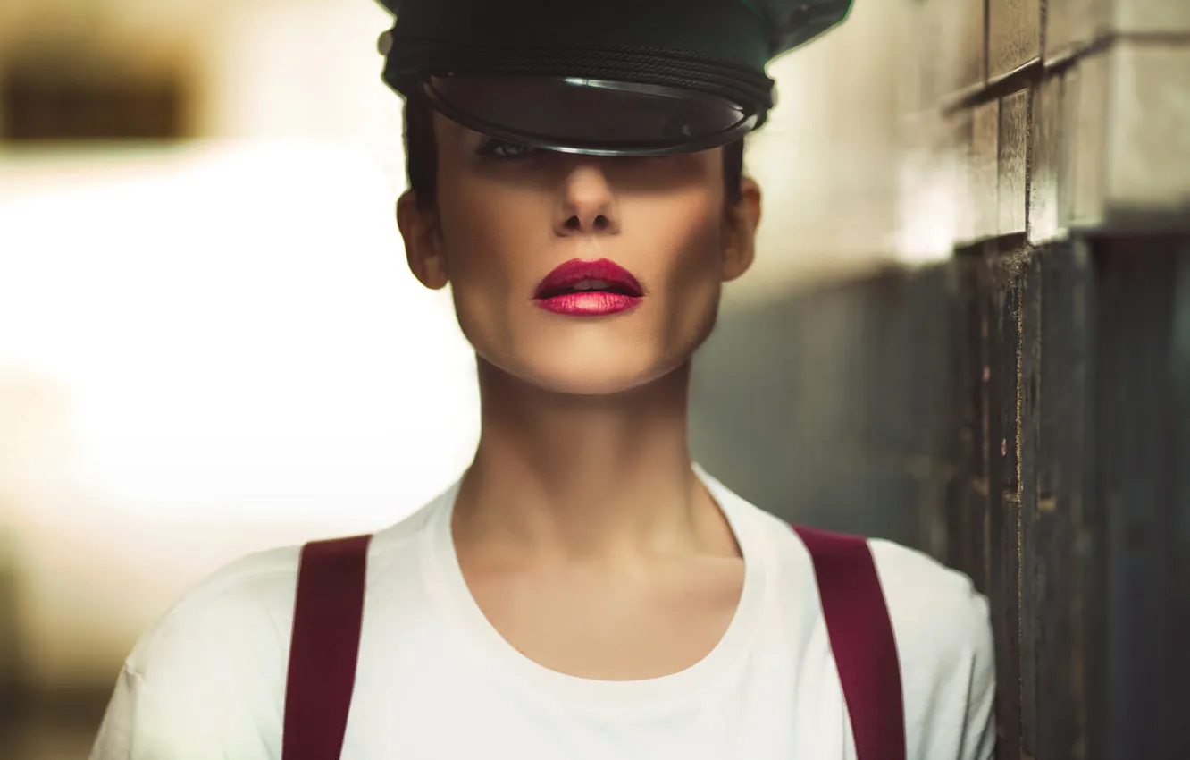 Photo wallpaper girl, makeup, cap, Newton