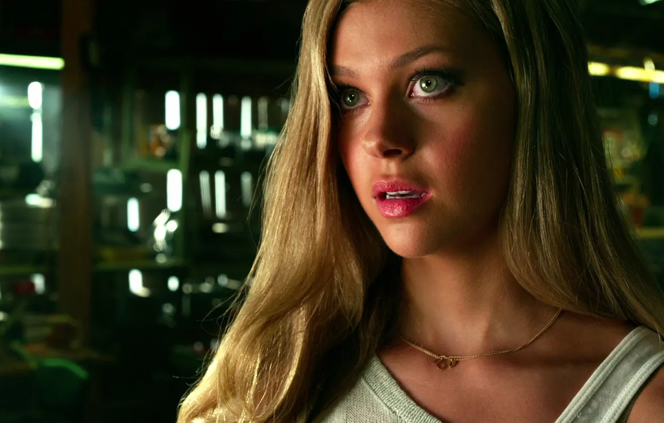 Photo wallpaper Transformers: Age Of Extinction, Transformers: Age of extinction, Nicola Peltz, Nicola Peltz
