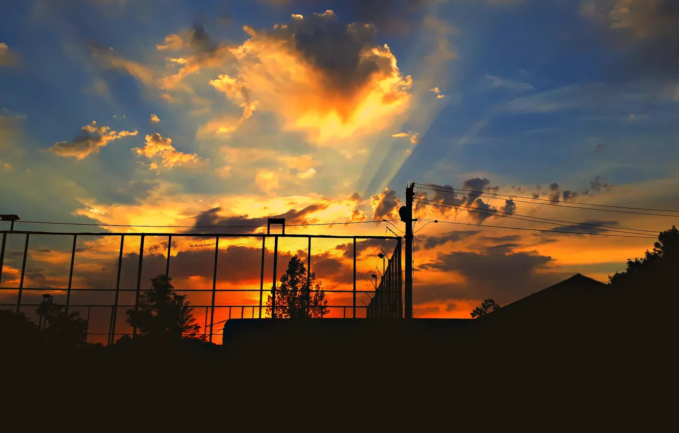 Photo wallpaper Sunset, The sun, The sky, Clouds, Home, View, Mesh, Roof