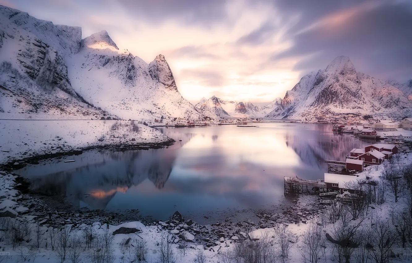 Photo wallpaper mountains, lake, house