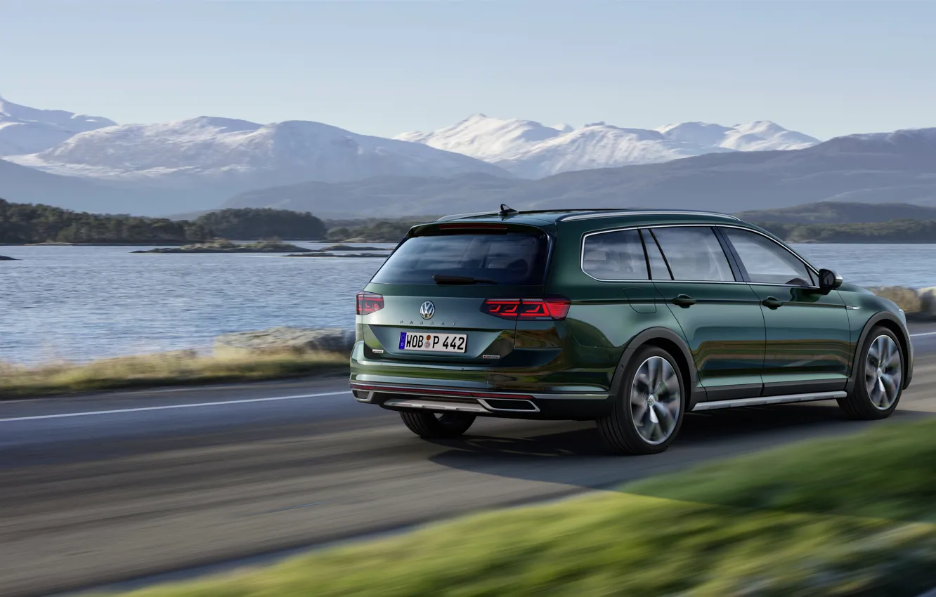 Photo wallpaper movement, dark green, Volkswagen, universal, Passat, Alltrack, 2019