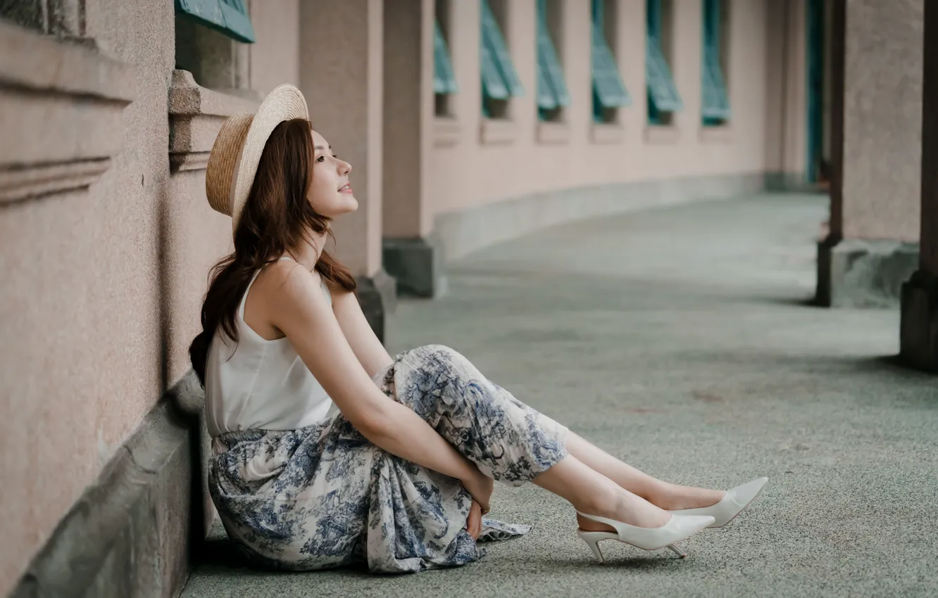 Photo wallpaper girl, hat, Asian, sitting, cutie, bokeh