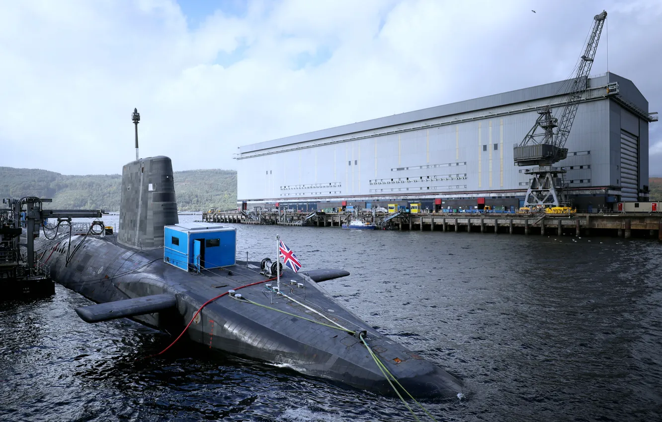 Photo wallpaper submarine, HMS Vengeance, The Royal Navy of Great Britain