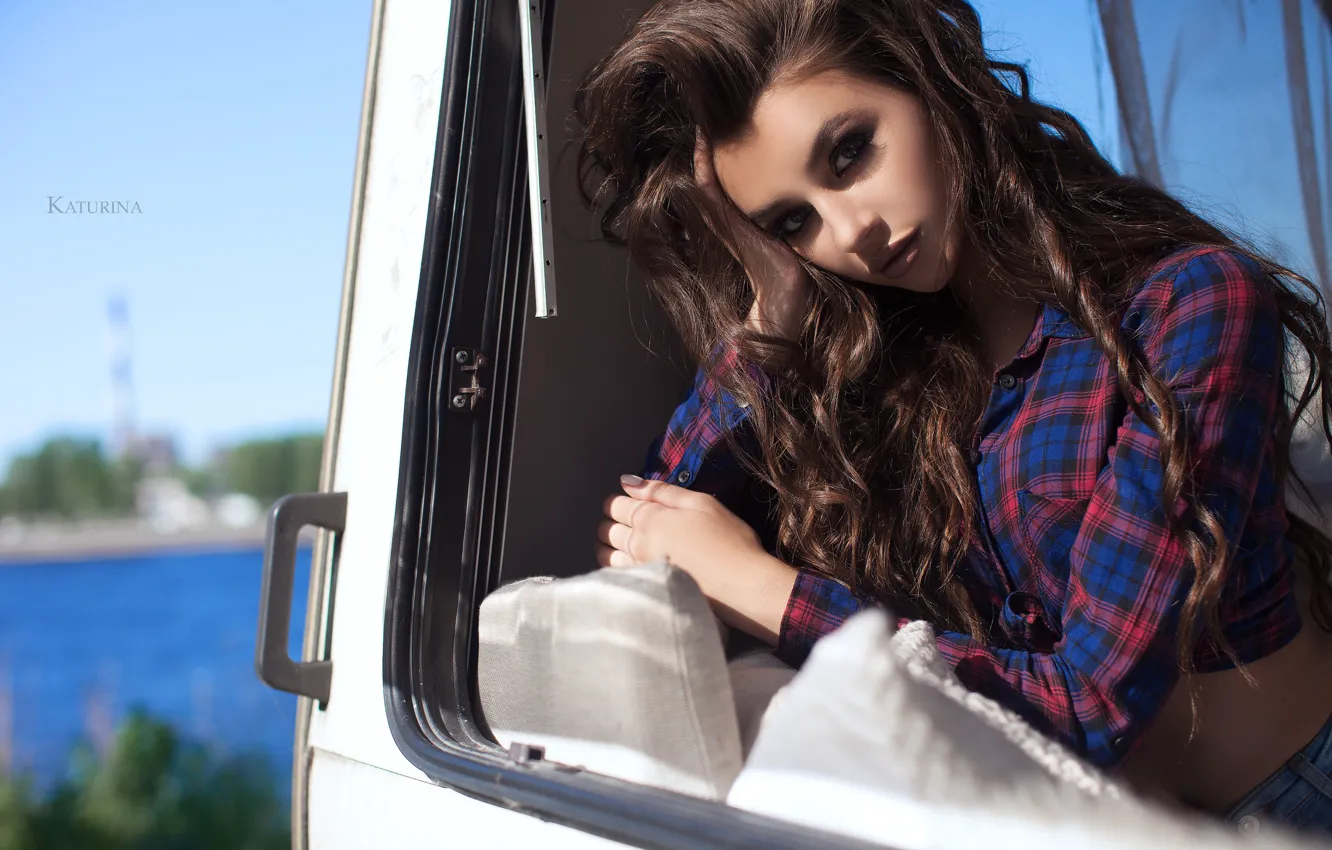 Photo wallpaper look, girl, face, pose, hands, Julia Katarina, Olesya Kravchenko