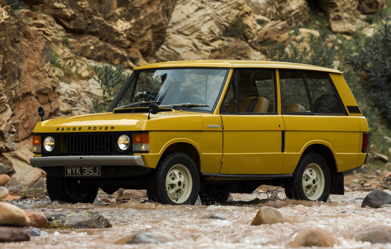 Photo wallpaper yellow, rocks, Land Rover, Range Rover, 1970, 4x4, SUV, three-door