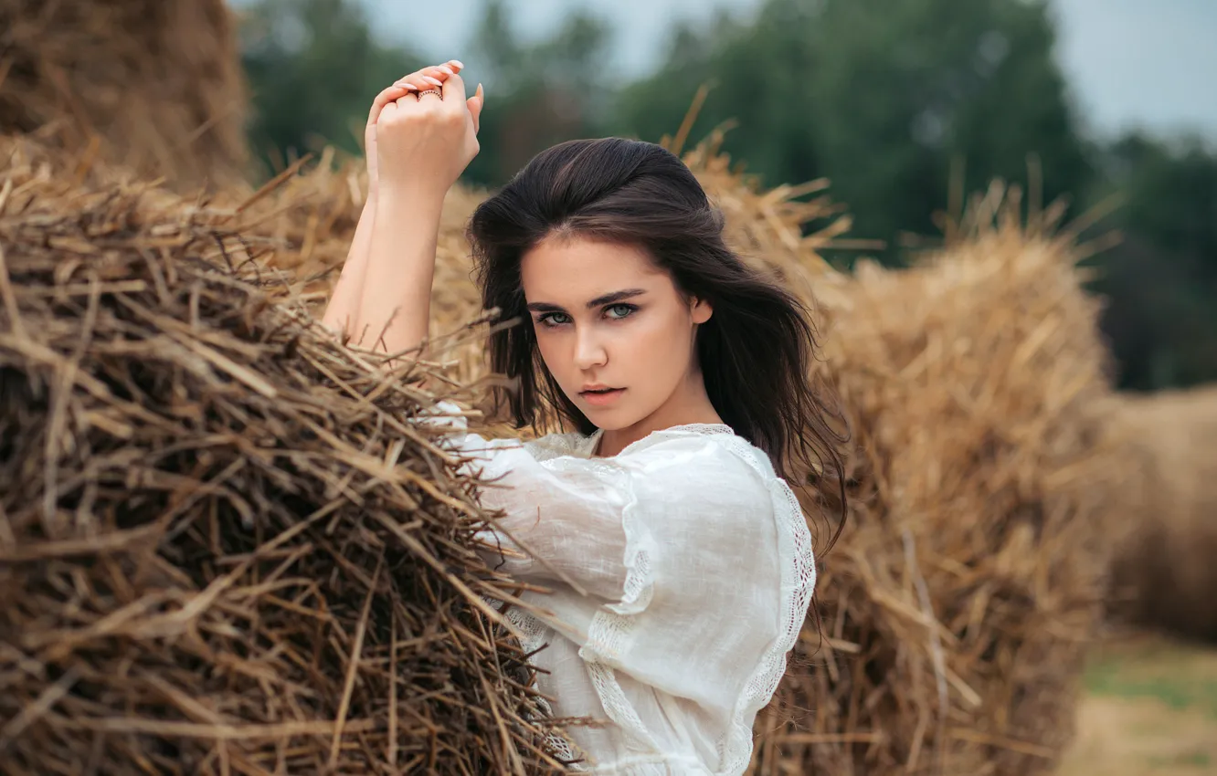 Photo wallpaper girl, hay, cutie, Anna Petracek