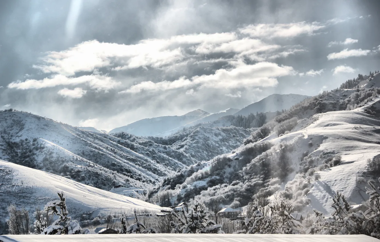 Photo wallpaper winter, mountains, home, gornolyzhnaya