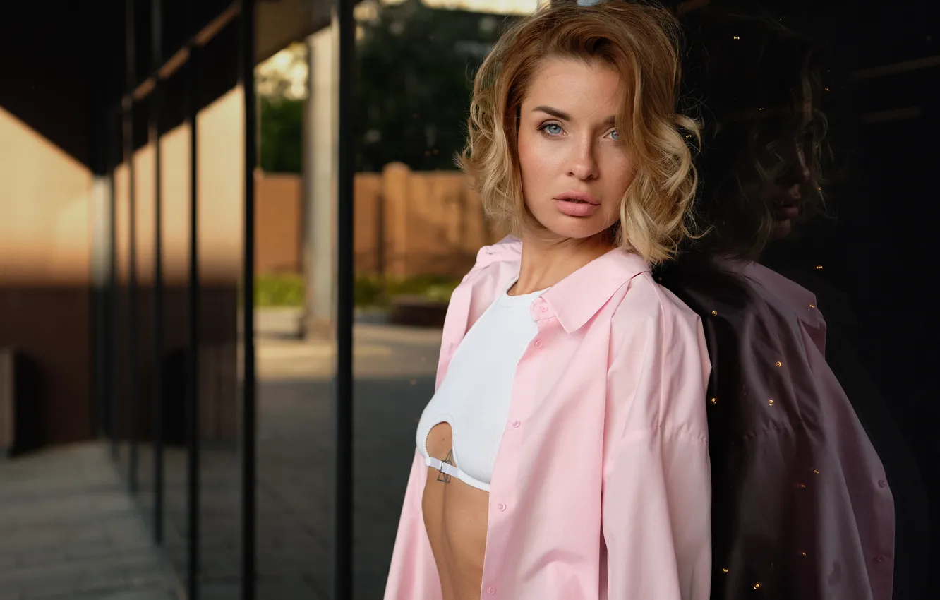 Photo wallpaper look, girl, face, reflection, blonde, shirt, top, Boris Lee