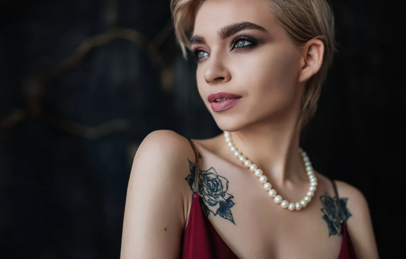 Photo wallpaper necklace, makeup, tattoo, pearl, sponge, Faith Kublik